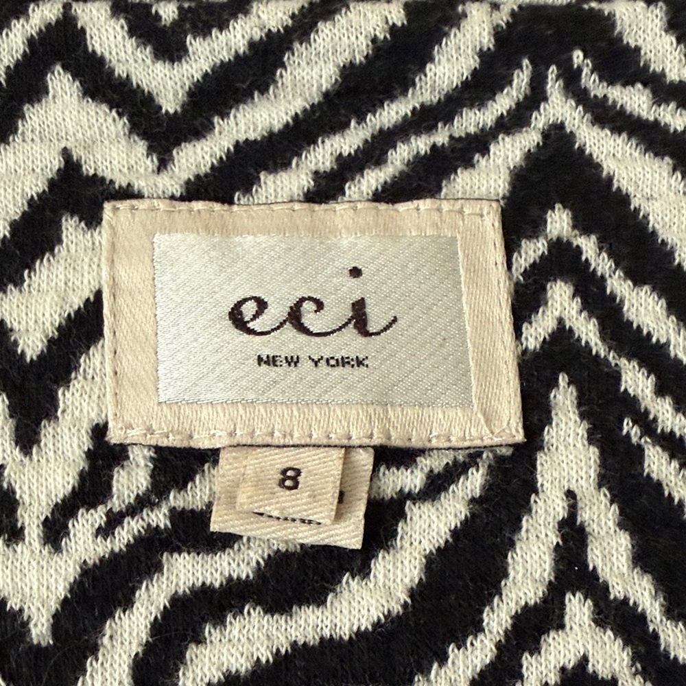 Eci Black And White Patterned Jacket - image 5